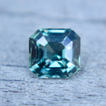 Natural Green Sapphire - Sapphirepal