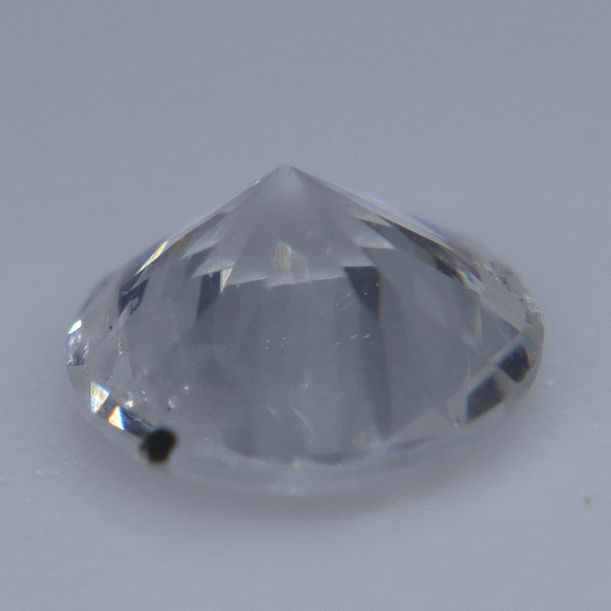 0.63ct Natural White Sapphire – Unheated Round Ceylon Gemstone - Sapphirepal