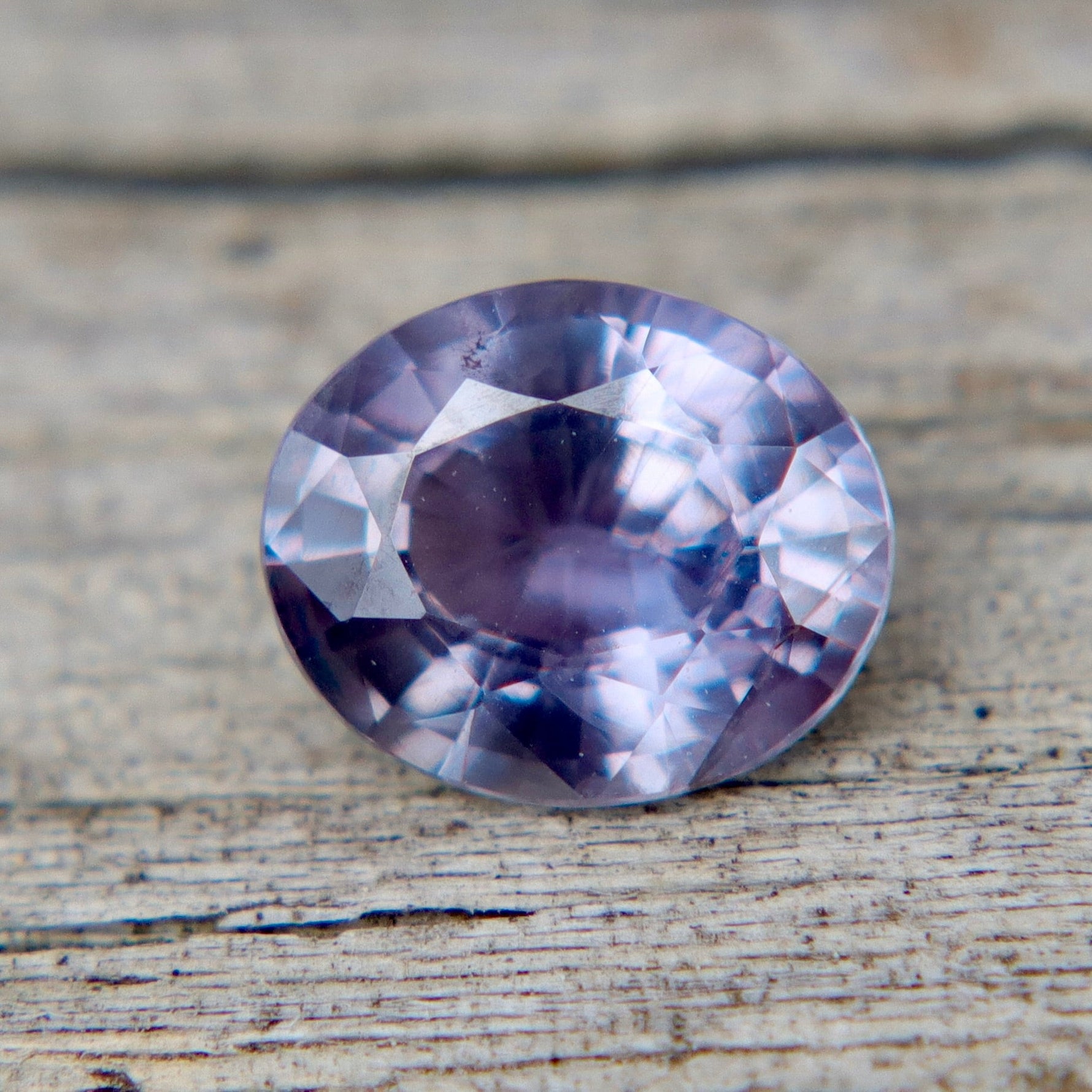 0.75 ct Natural Purple Sapphire – Oval Cut (Ceylon, Unheated &amp; Untreated) - Sapphirepal