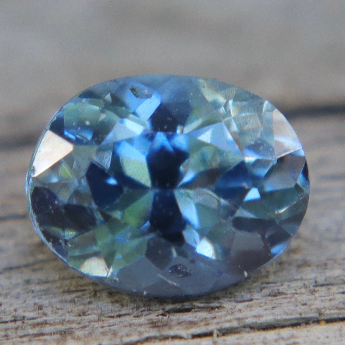 0.85 Carat Natural Teal Blue Sapphire – Oval Cut | Ceylon Origin - Sapphirepal