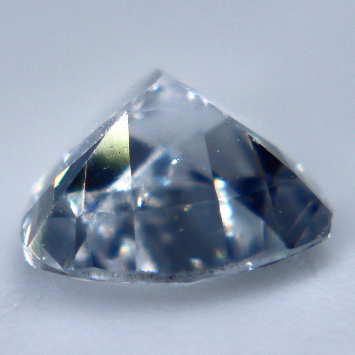0.85ct Natural Colorless Sapphire — Trillion Cut (Ceylon, Unheated, VS) - Sapphirepal
