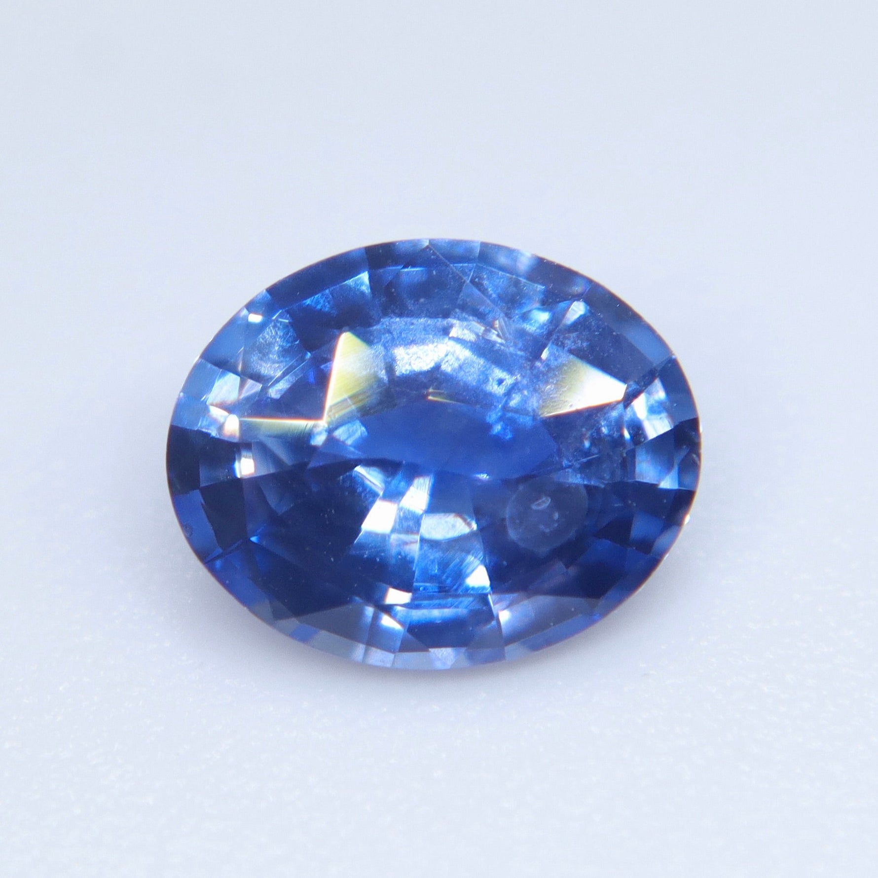 0.86 ct Natural Blue Sapphire – Oval Cut, Eye Clean, Ceylon (Heated) | Earth - Sourced Loose Sapphire from Australia - Sapphirepal