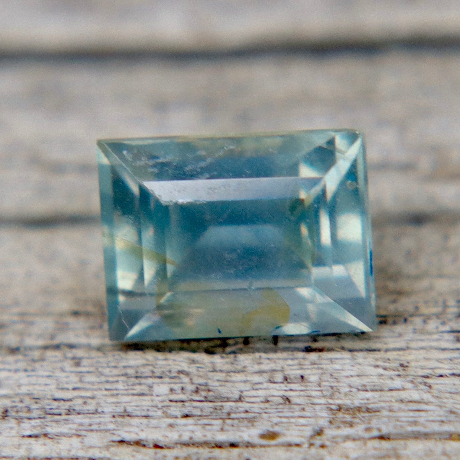 0.90 Carat Natural Aqua - Green Sapphire – Rectangular Step Cut (Madagascar, Untreated) - Sapphirepal