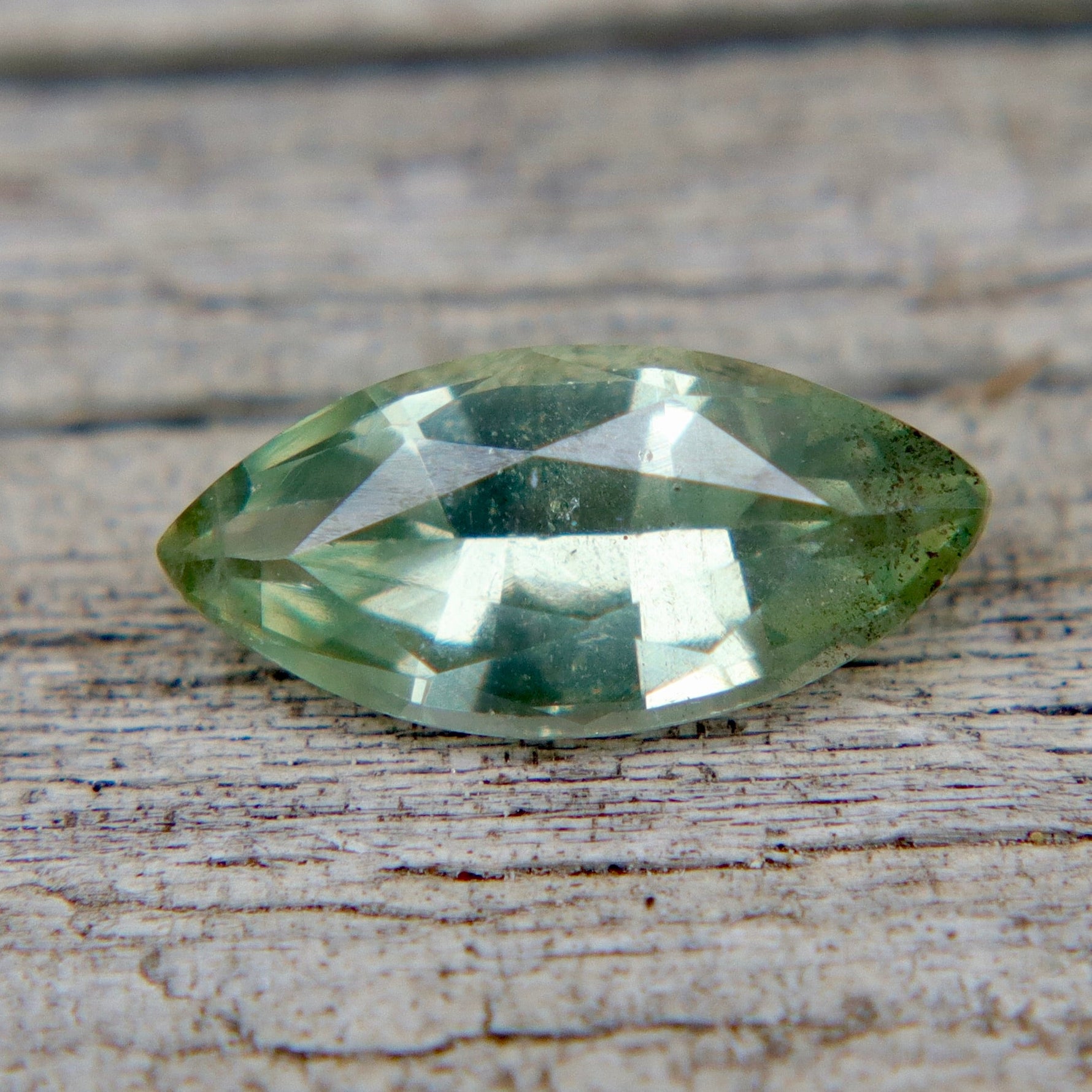 0.90 ct Natural Green Sapphire – Marquise Cut (Madagascar, Unheated & Untreated) - Sapphirepal