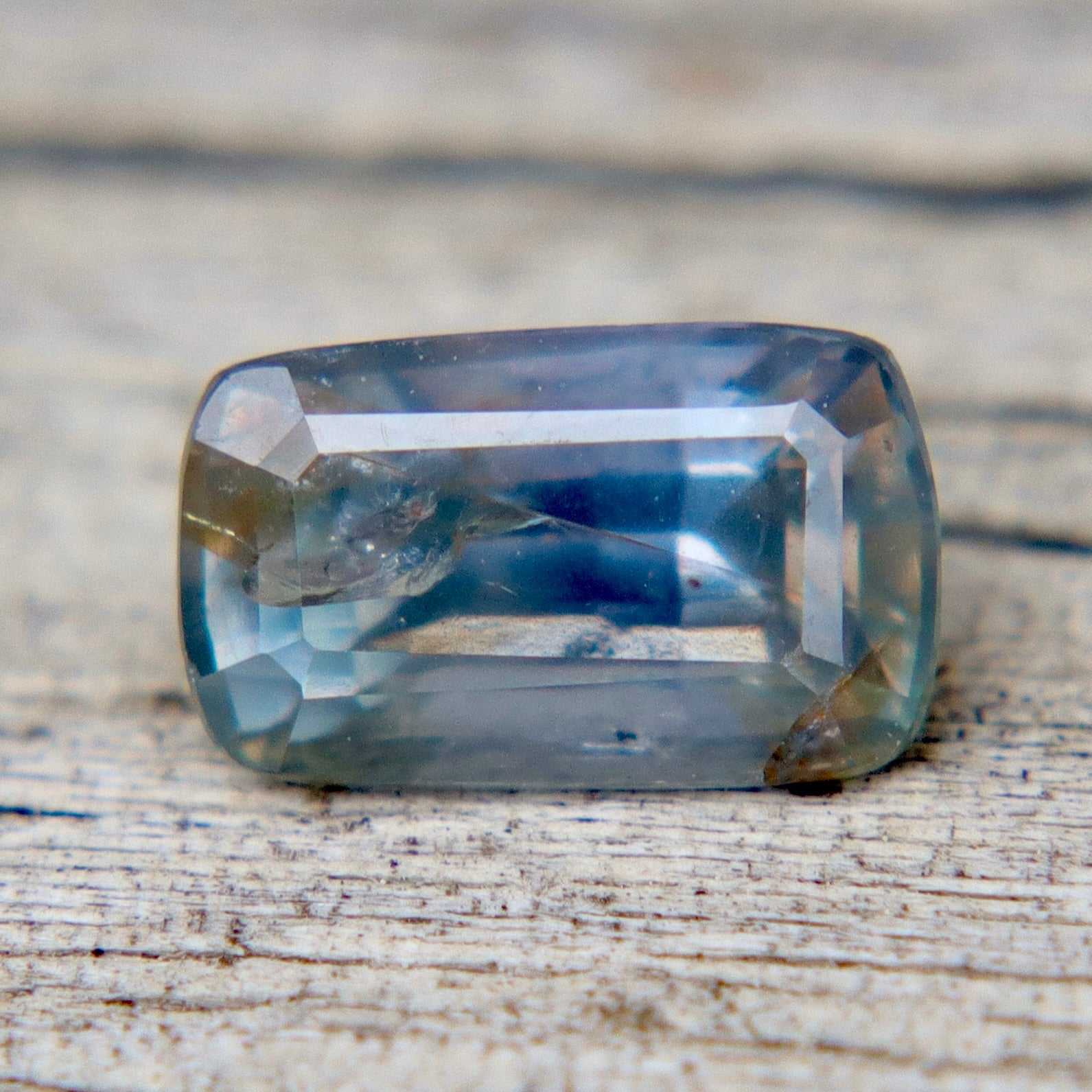 0.95 Carat Natural Parti - Color Sapphire – Purple - Green Rectangular Cushion (Madagascar, Untreated) - Sapphirepal