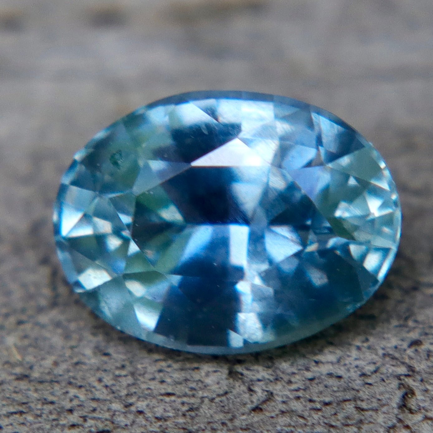 0.95ct Natural Blue Green Sapphire | Oval Cut Unheated Untreated Loose Gemstone - Sapphirepal