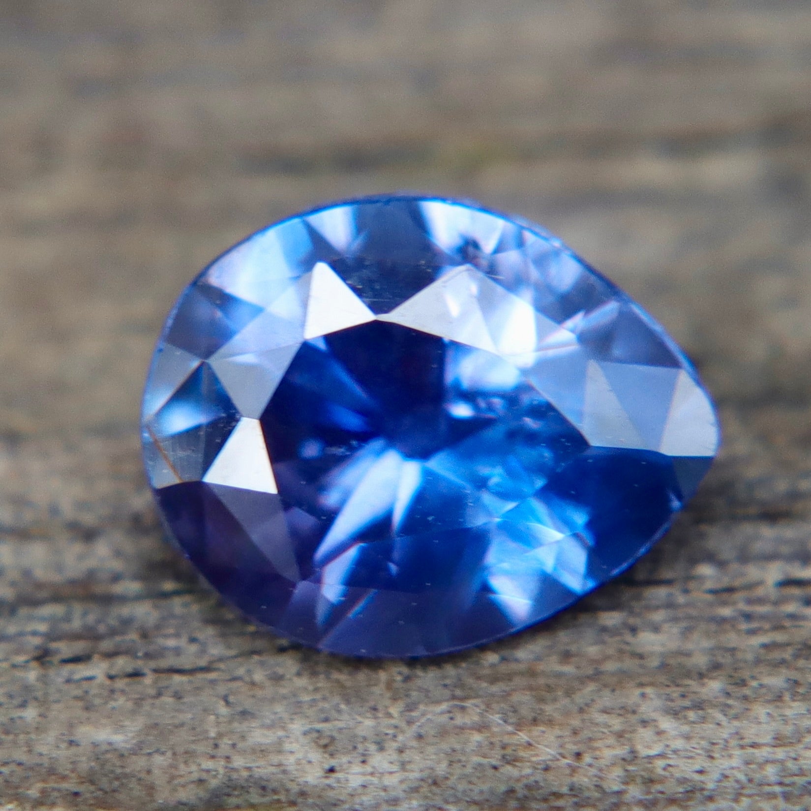 0.97ct Natural Purple Sapphire (Unheated) – Pear Cut Ceylon | VS Clarity - Sapphirepal