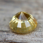 0.98 Carat Natural Yellow Sapphire | VVS Clarity | Round Cut | Ceylon Origin - Sapphirepal