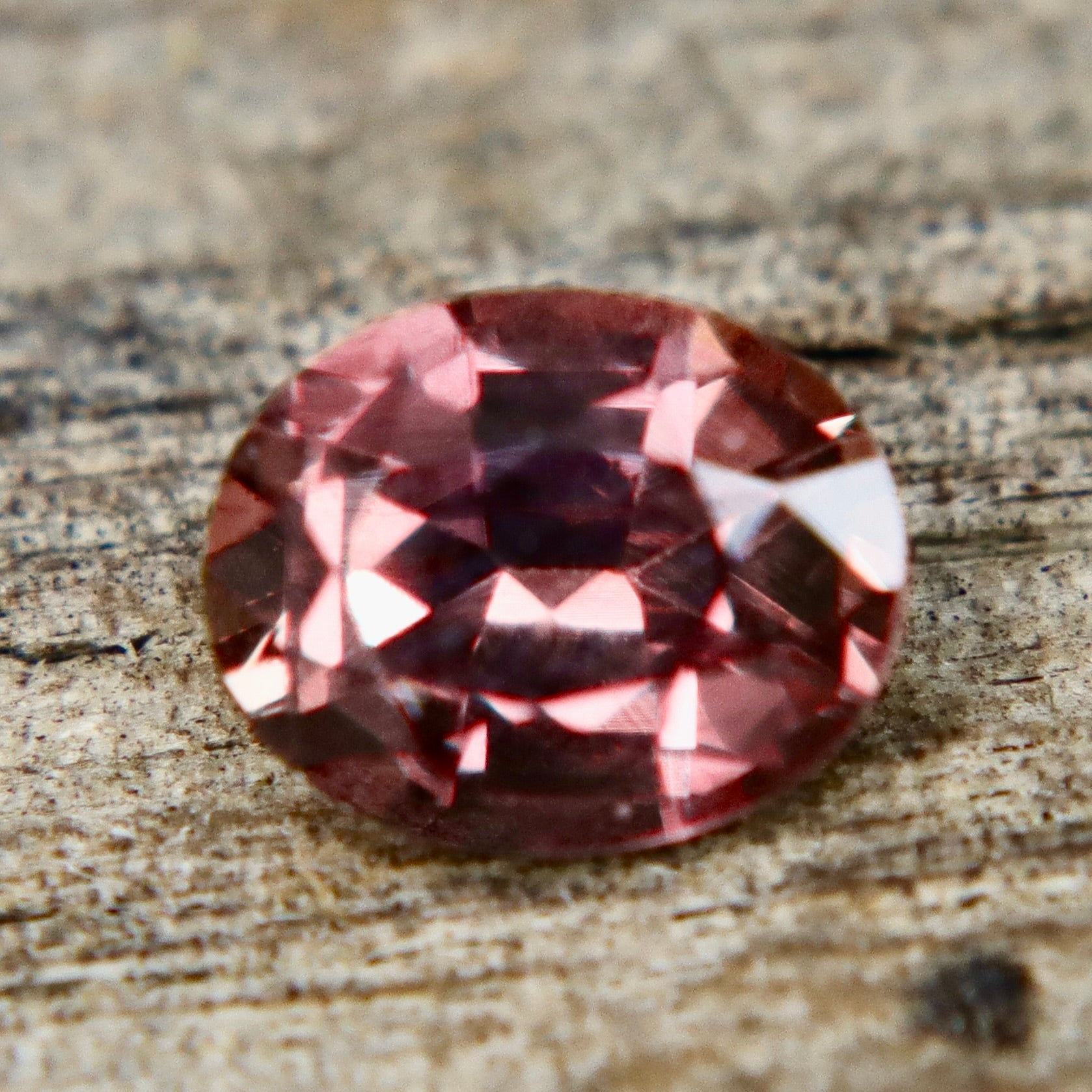 1.00 Carat Unheated Natural Brown Sapphire – Madagascan Origin - Sapphirepal