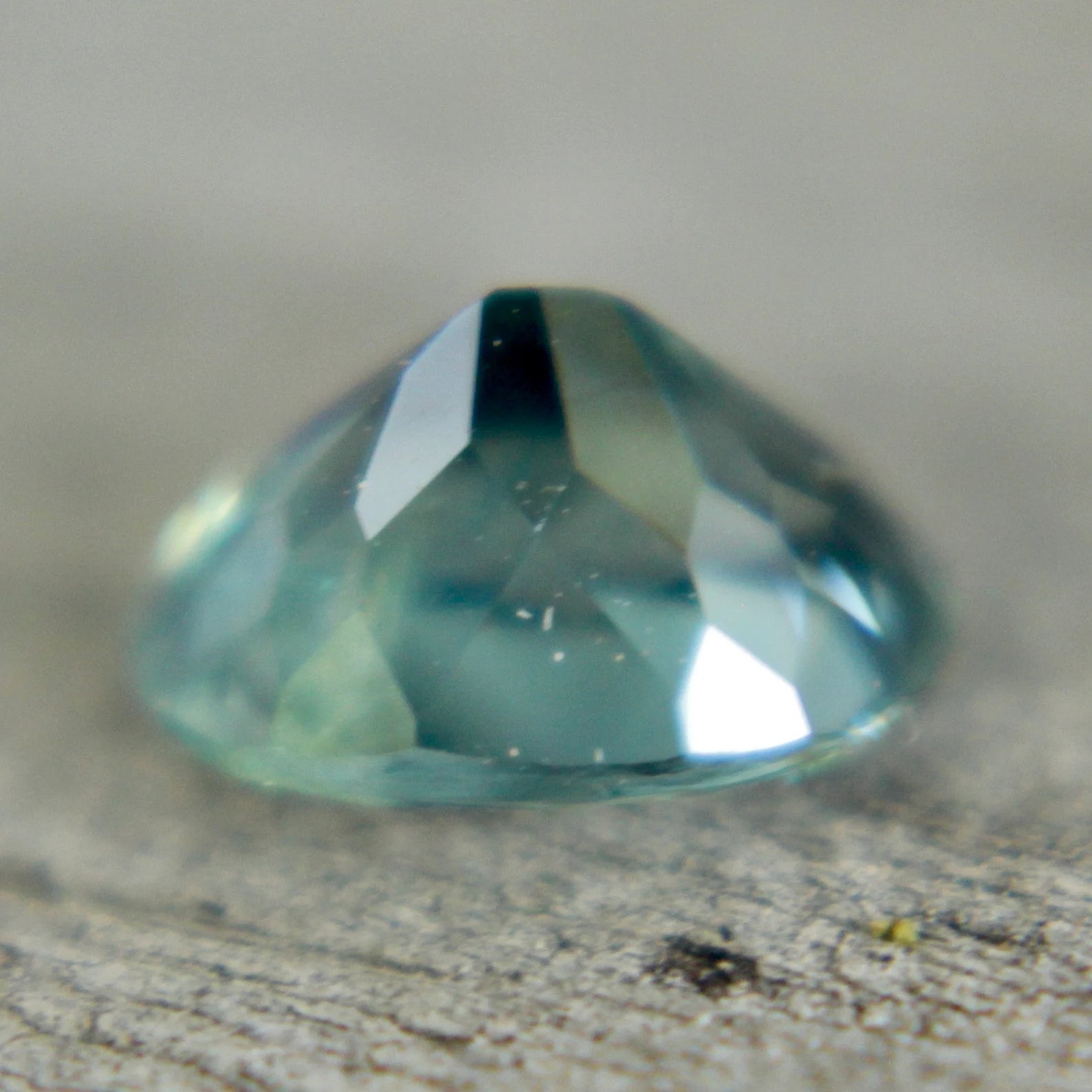 1.06 Carat Natural Green Sapphire (Unheated) — Oval Cut Madagascan Loose Sapphire | Sapphire Pal Australia - Sapphirepal