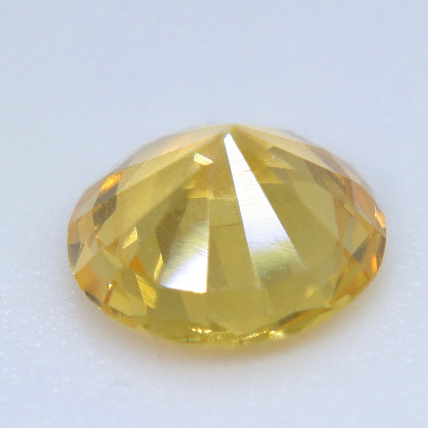 1.07ct Natural Vivid Yellow Sapphire – Round Cut Ceylon Gemstone - Sapphirepal