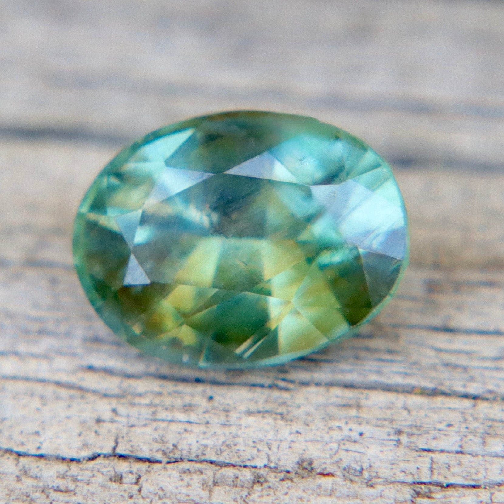 1.10ct Natural Parti Sapphire – Oval Cut (Madagascar, Unheated, Eye Clean) - Sapphirepal