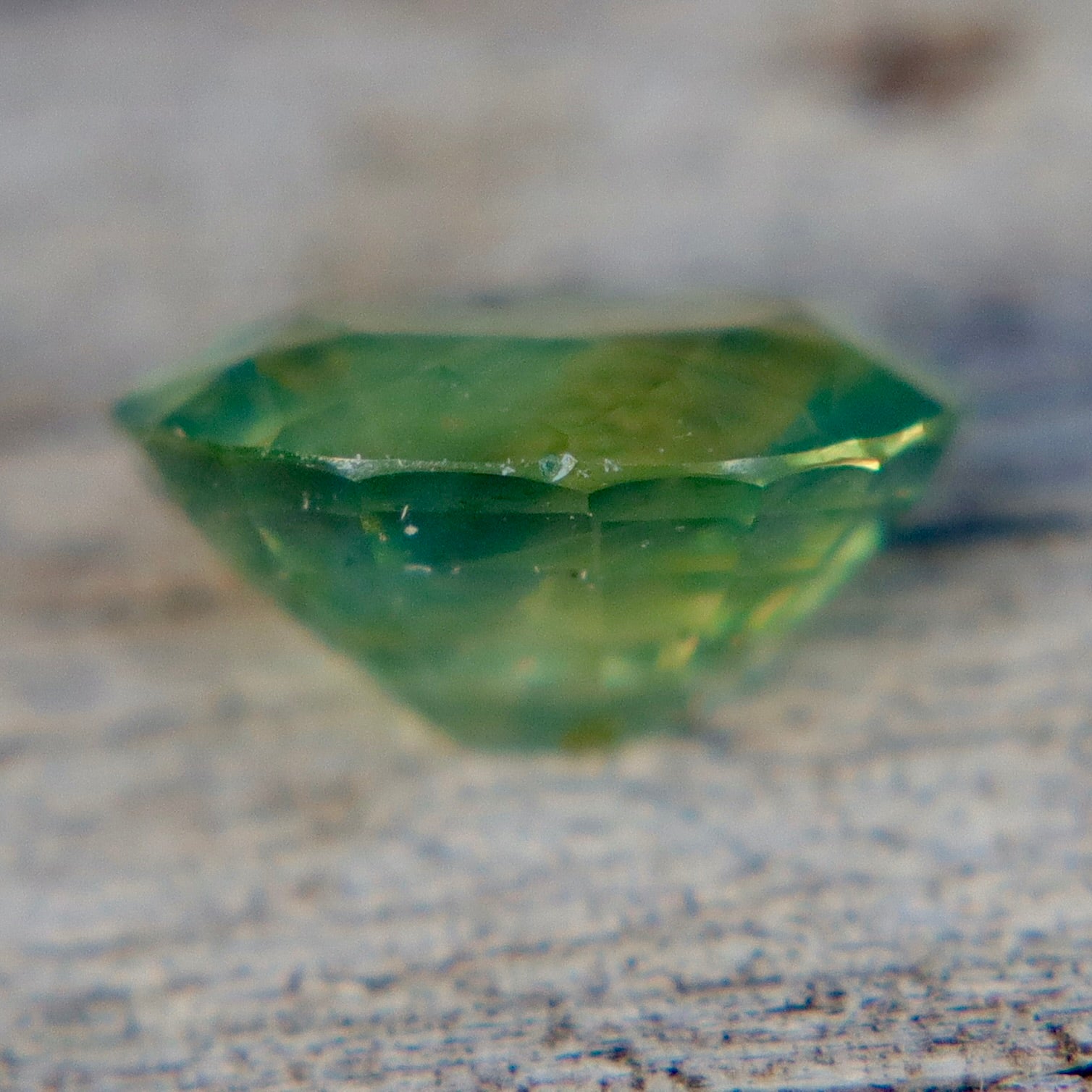 1.15 Carat Natural Parti Sapphire | Green - Yellow | Oval Cut | Unheated & Untreated | Ceylon Origin - Sapphirepal