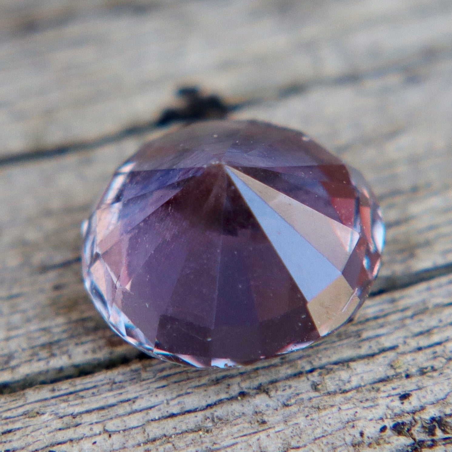 1.16ct Natural Pinkish Purple Sapphire – Round Cut (Ceylon, Unheated, VS) - Sapphirepal