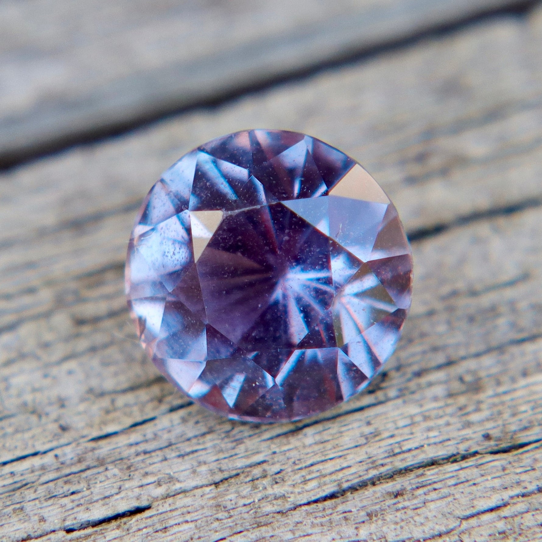 1.16ct Natural Pinkish Purple Sapphire – Round Cut (Ceylon, Unheated, VS) - Sapphirepal