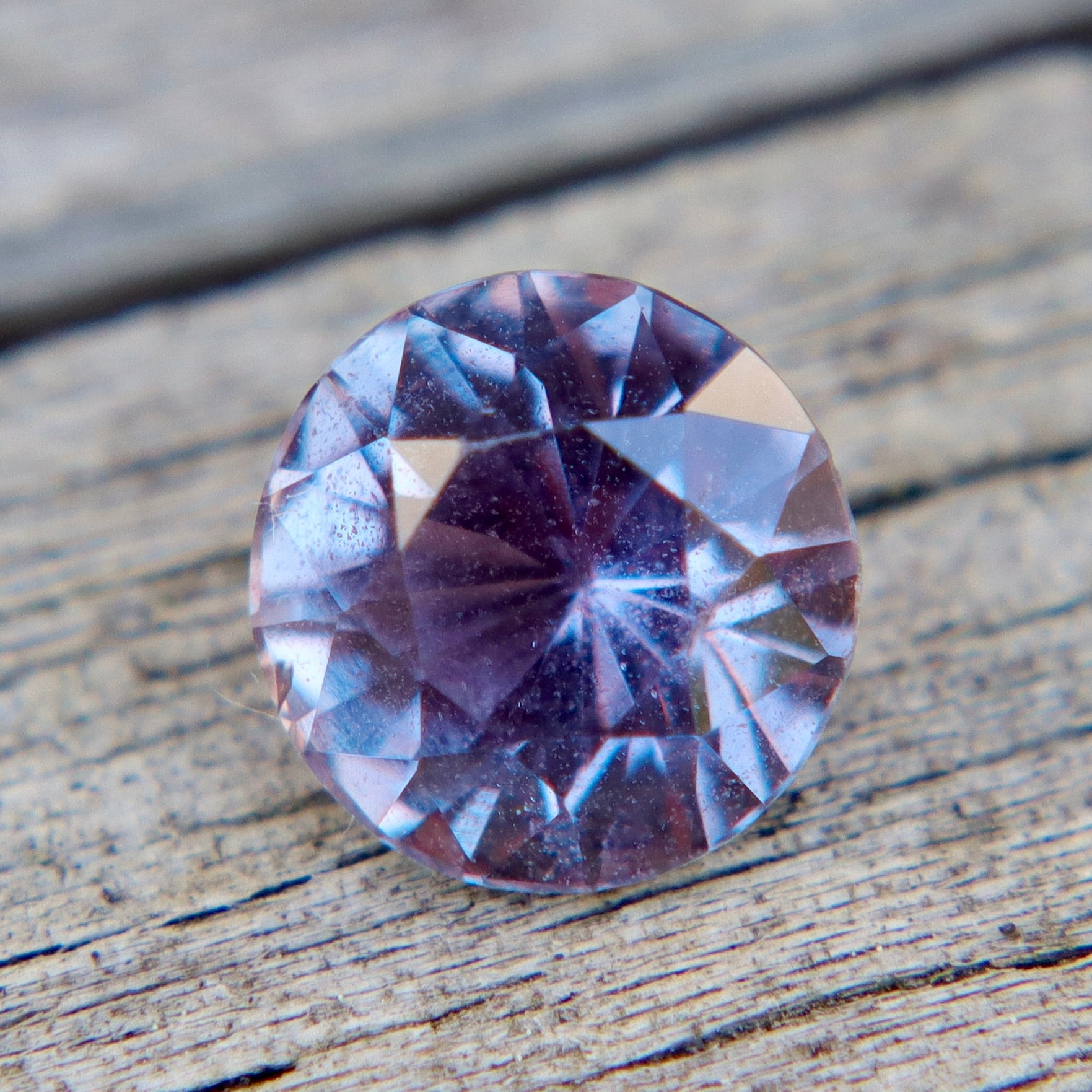 1.16ct Natural Pinkish Purple Sapphire – Round Cut (Ceylon, Unheated, VS) - Sapphirepal
