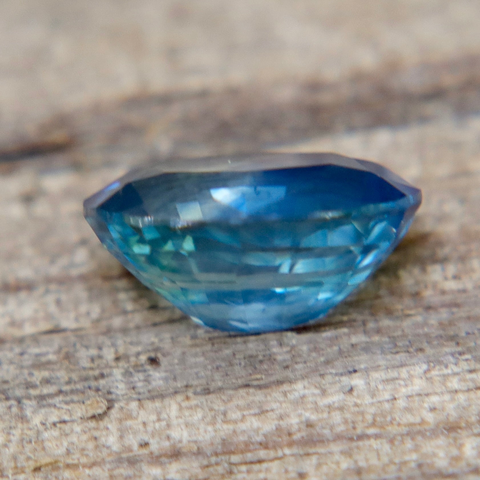 1.27ct Australian Natural Blue Sapphire (Green Undertone) – Oval Cut | VS Clarity - Sapphirepal