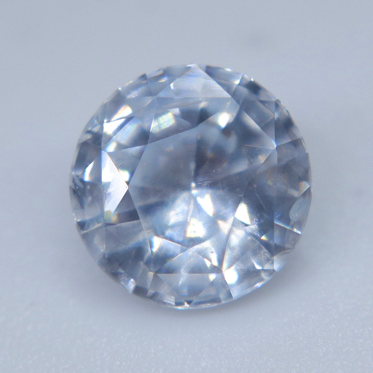 1.34ct Natural White Ceylon Sapphire – Eye-Clean Round Cut - Sapphirepal