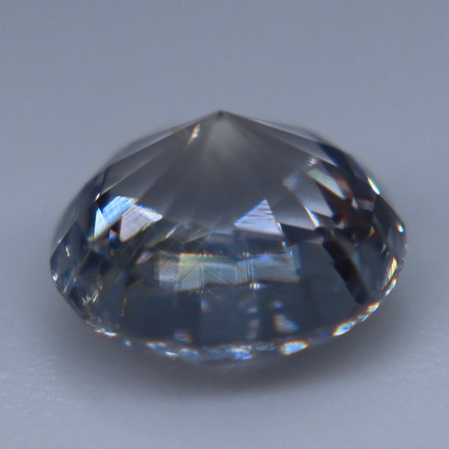 1.43ct Natural White Sapphire with Soft Pink Hue – Unheated Round Ceylon Gemstone - Sapphirepal