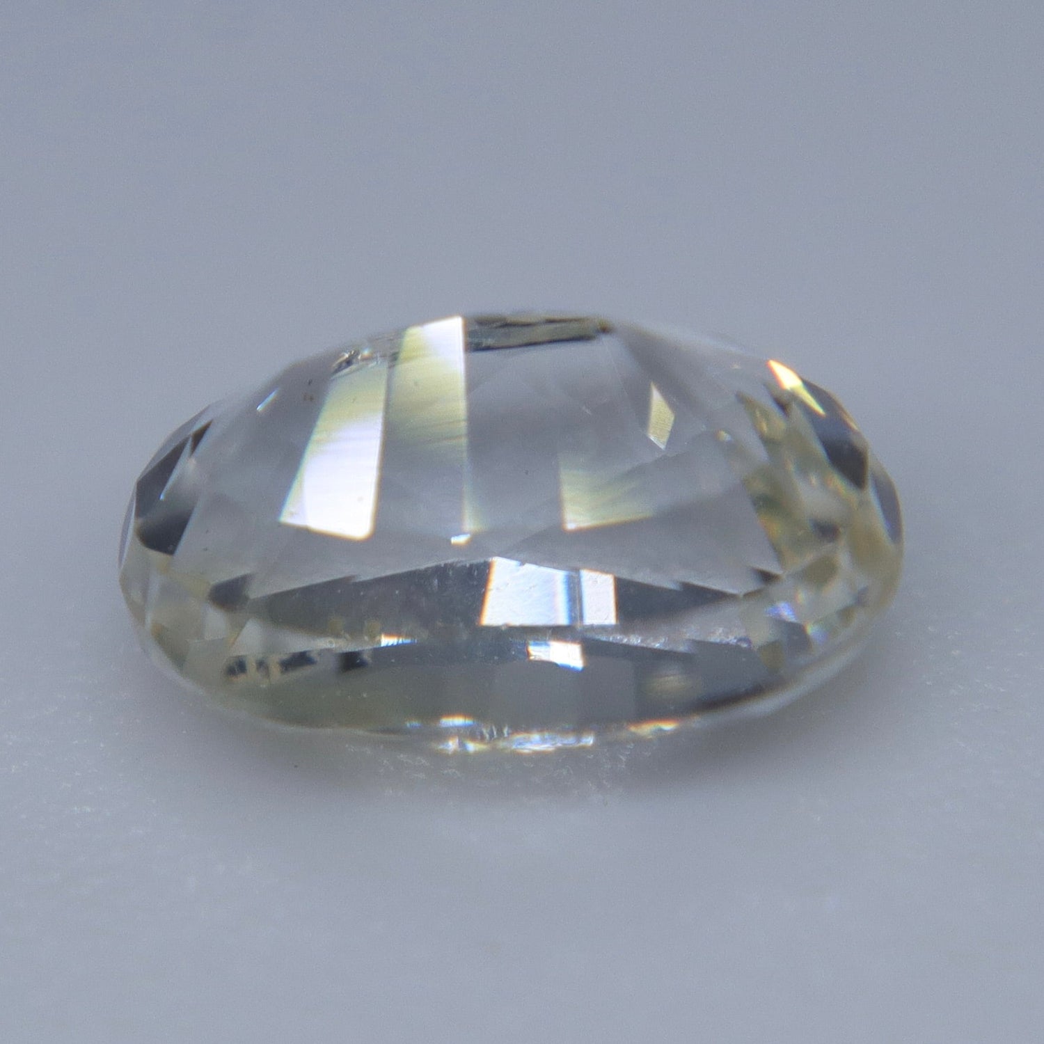 1.45ct Natural Sapphire with Yellow Hint – Ceylon Oval Cut - Sapphirepal