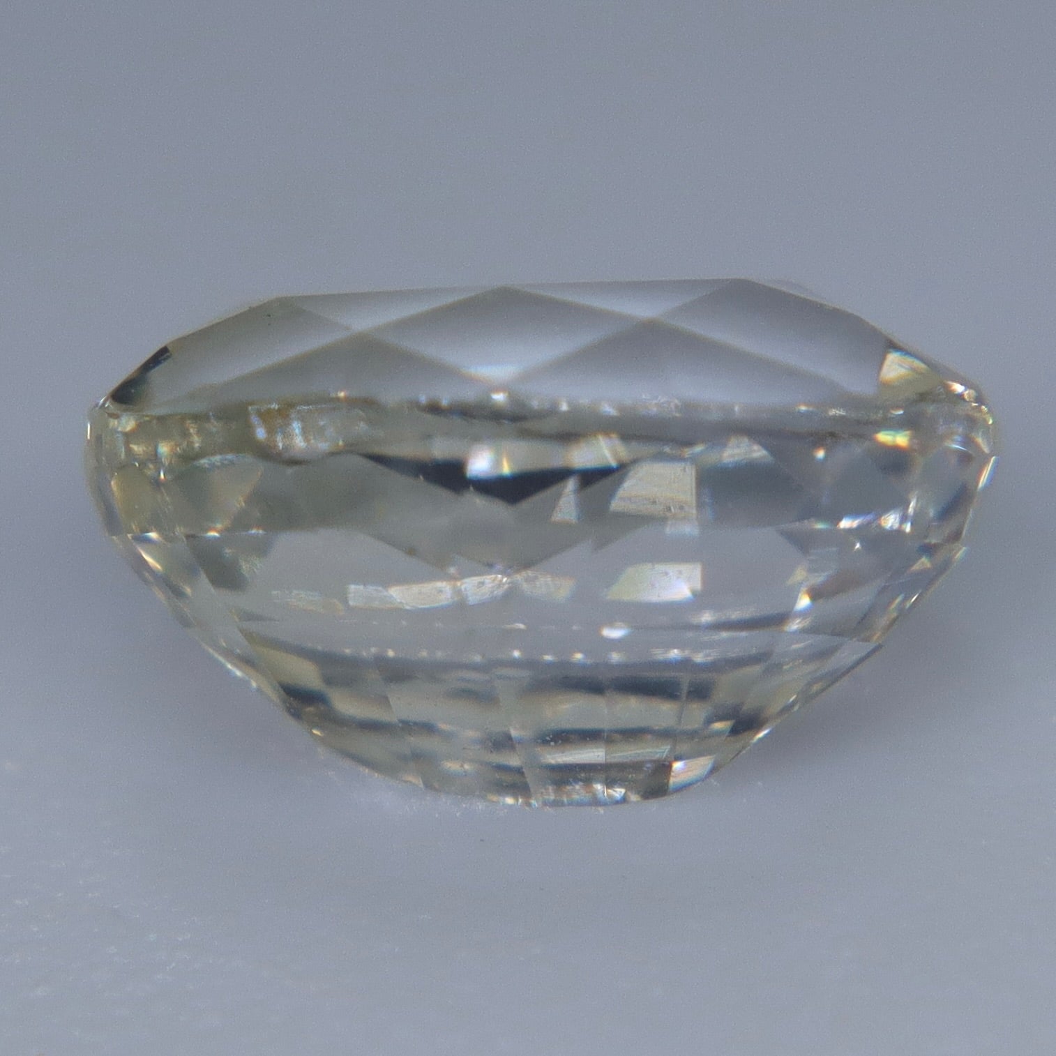 1.45ct Natural Sapphire with Yellow Hint – Ceylon Oval Cut - Sapphirepal