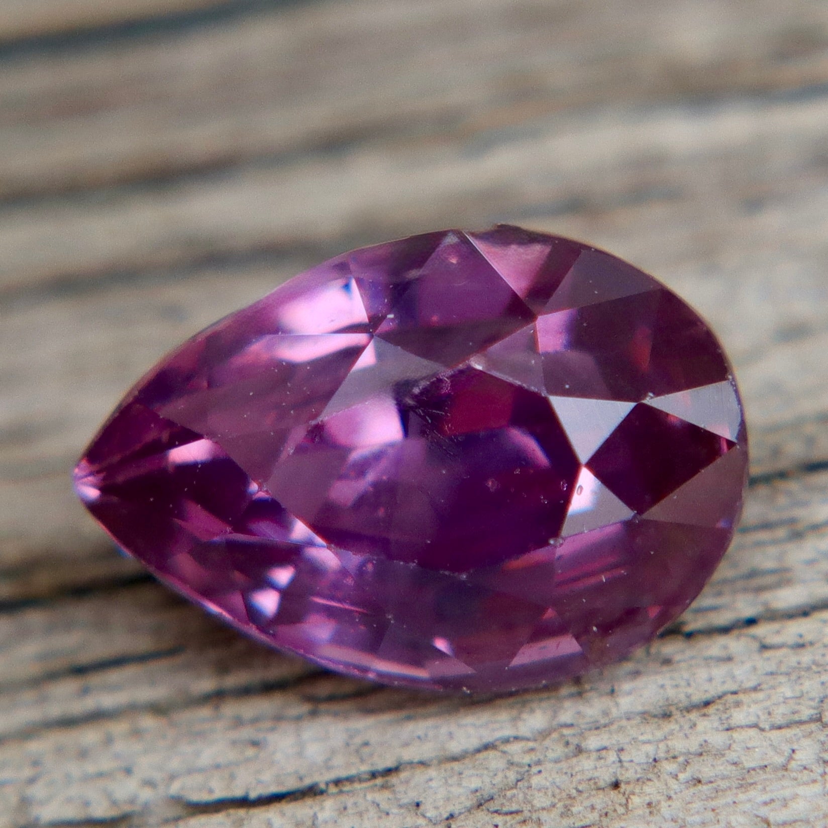 1.65 Carat Purplish Pink Sapphire – Pear Cut | Unheated Ceylon Natural Gemstone - Sapphirepal