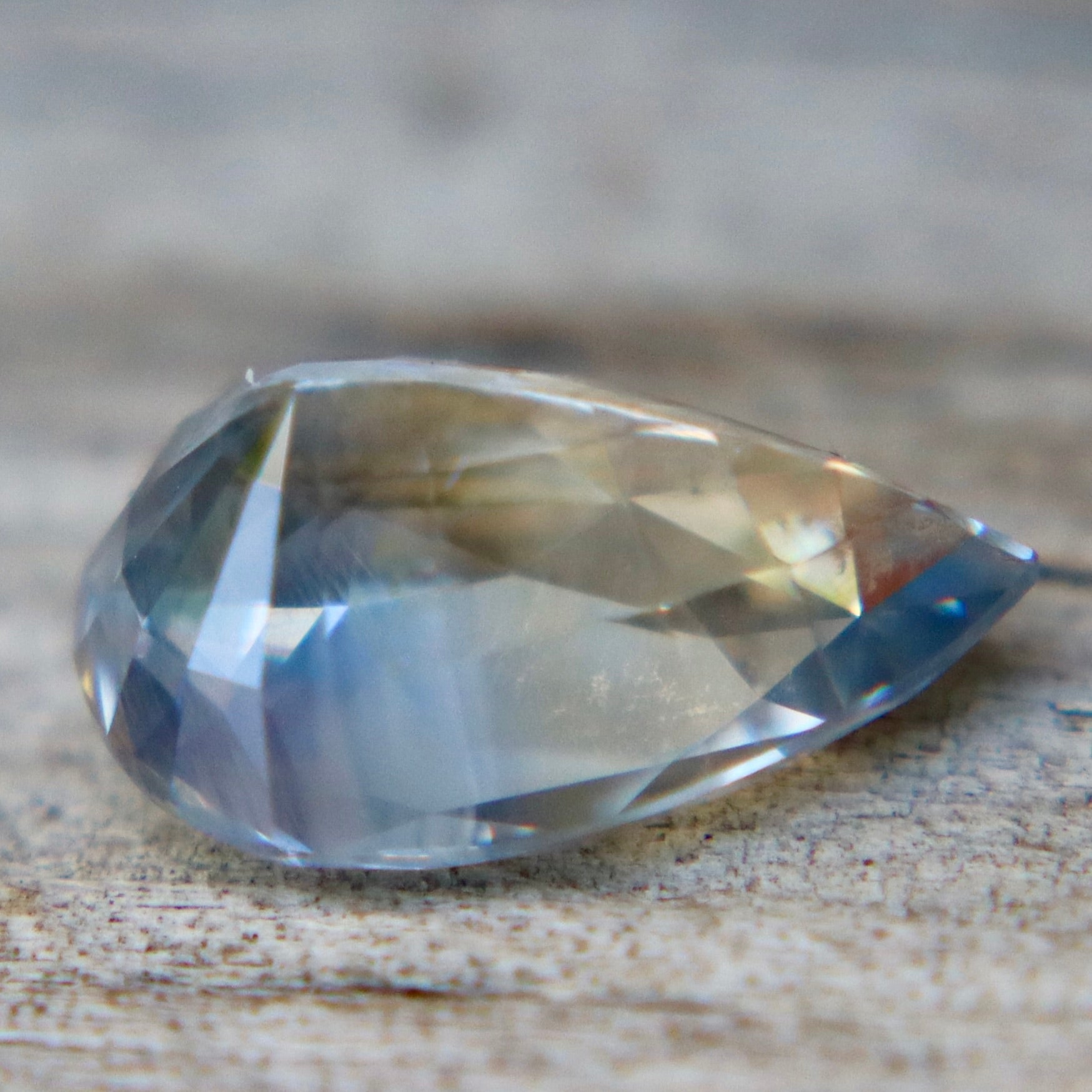 1.72 Carat Natural Pale Blue Yellow Bi Color Sapphire – Unheated Pear Cut Ceylon Gemstone - Sapphirepal