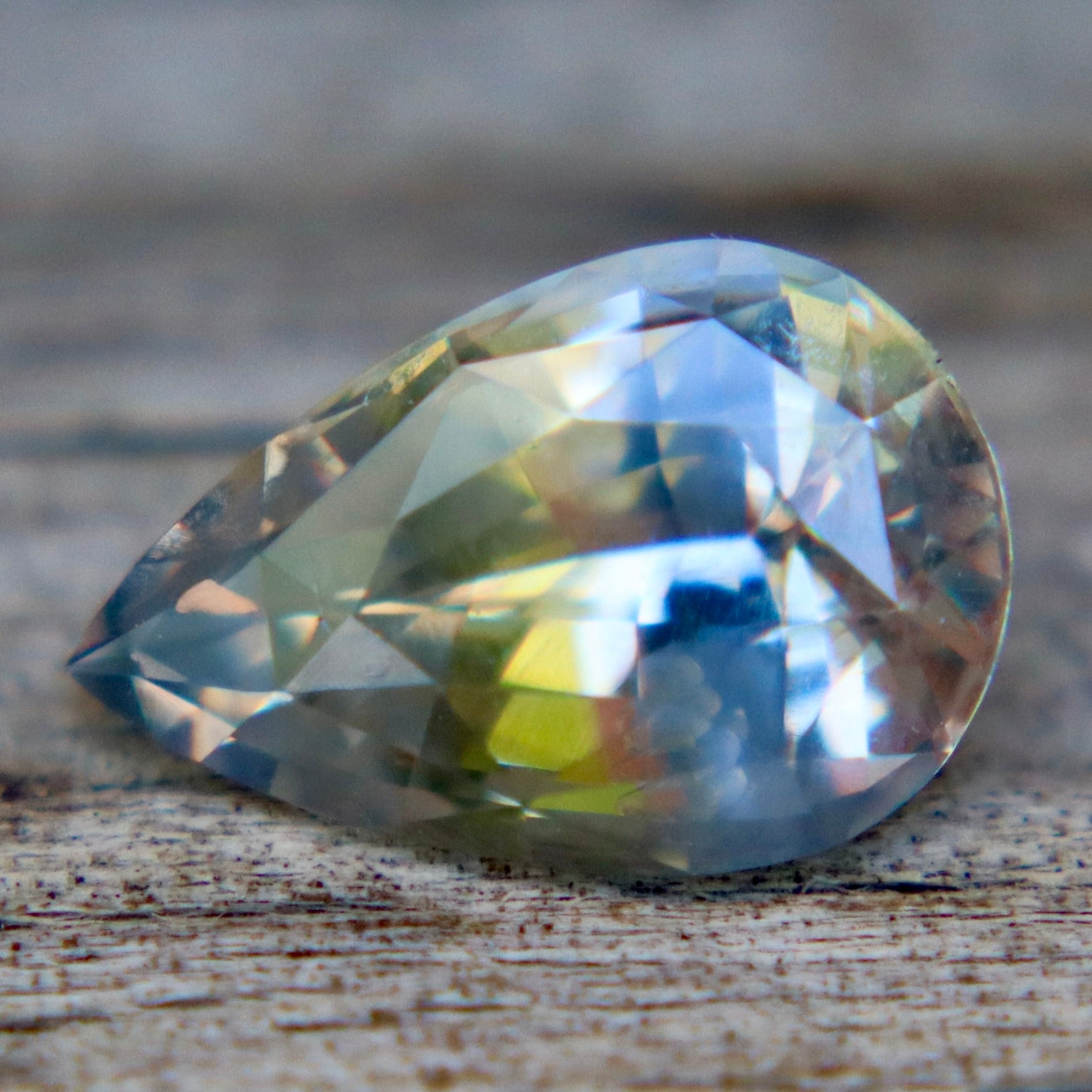 1.72 Carat Natural Pale Blue Yellow Bi Color Sapphire – Unheated Pear Cut Ceylon Gemstone - Sapphirepal