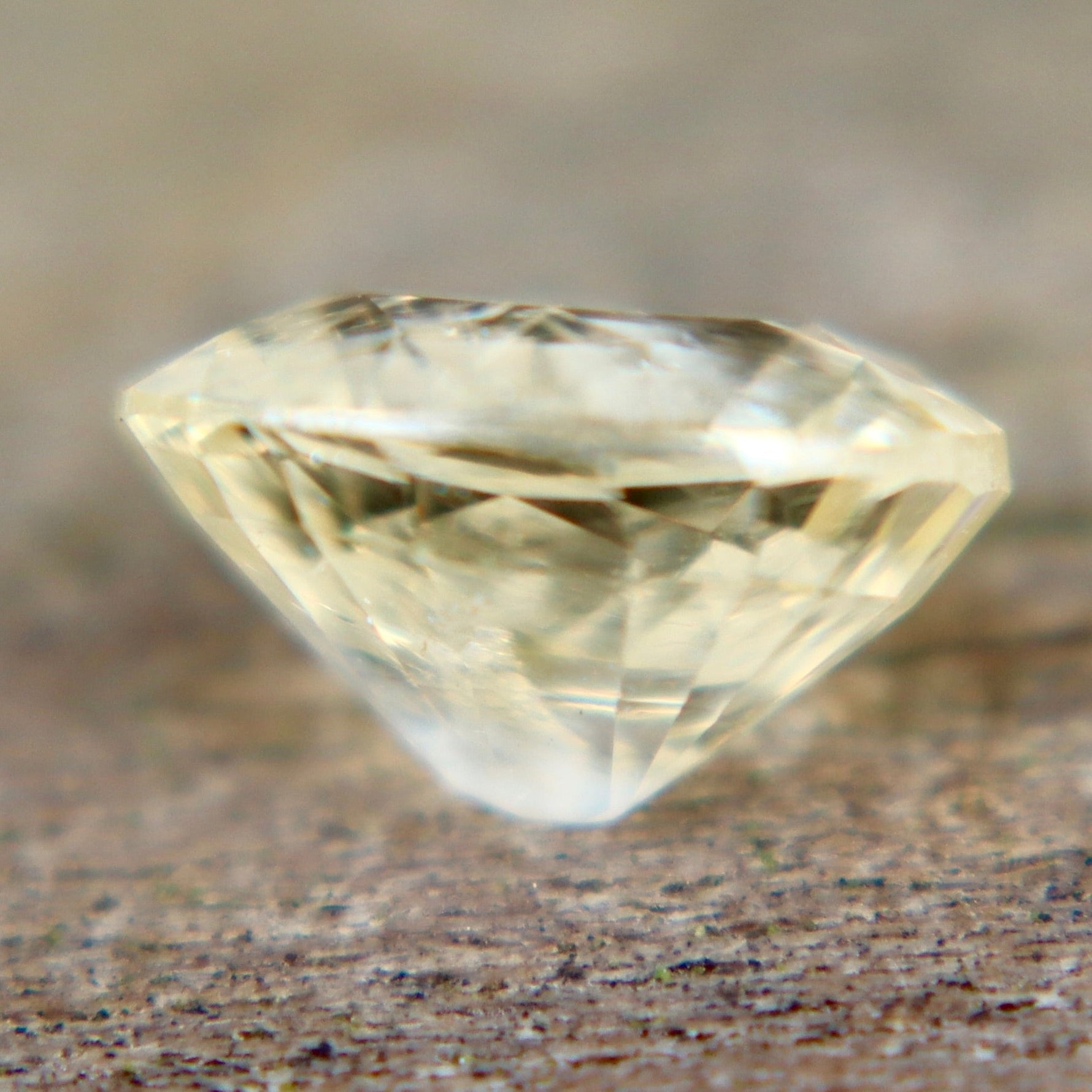 1.73 Carat Natural Yellow Sapphire – Oval Cut | Unheated Gem from Ceylon - Sapphirepal