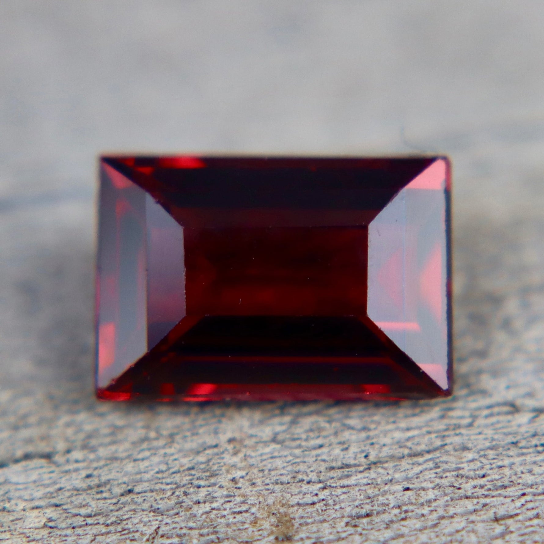 2.25 Carat Natural Garnet – Rectangular Step Cut VS Loose Gemstone (Earth Sourced) - Sapphirepal