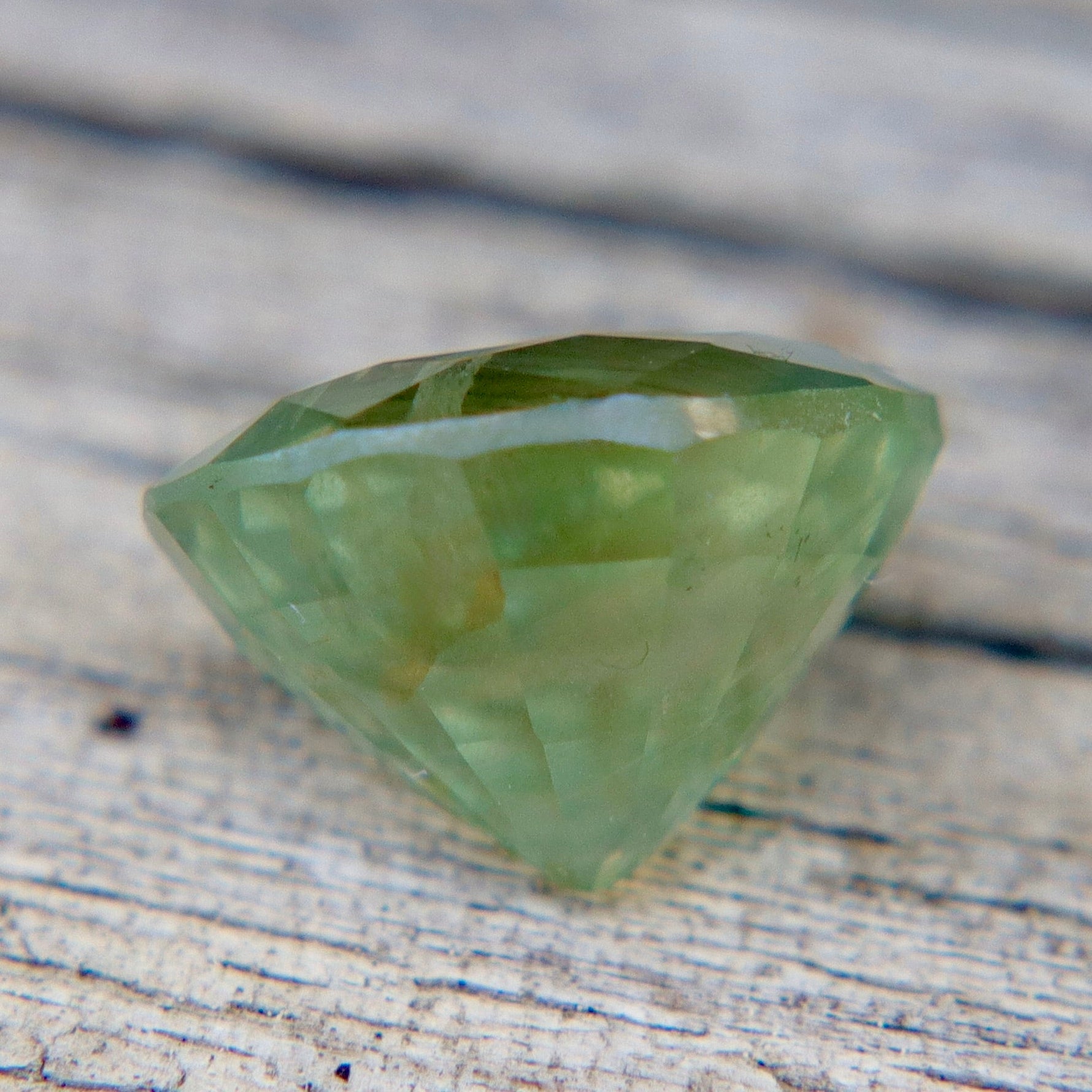 2.45ct Natural Green Sapphire – Oval Cut (Ceylon, Unheated, Eye Clean) - Sapphirepal