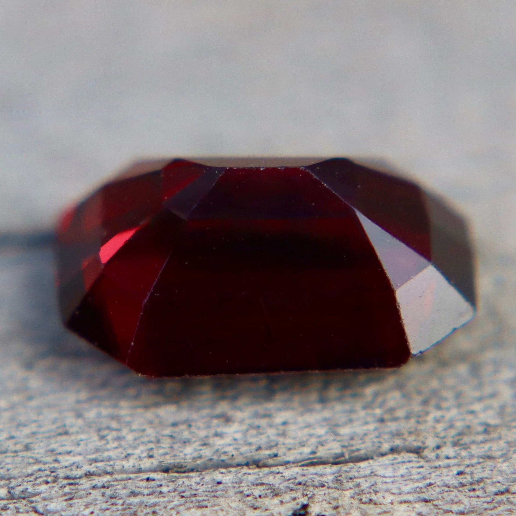 2.76 Carat Natural Garnet – Emerald Cut VS Loose Gemstone (Earth Sourced) - Sapphirepal
