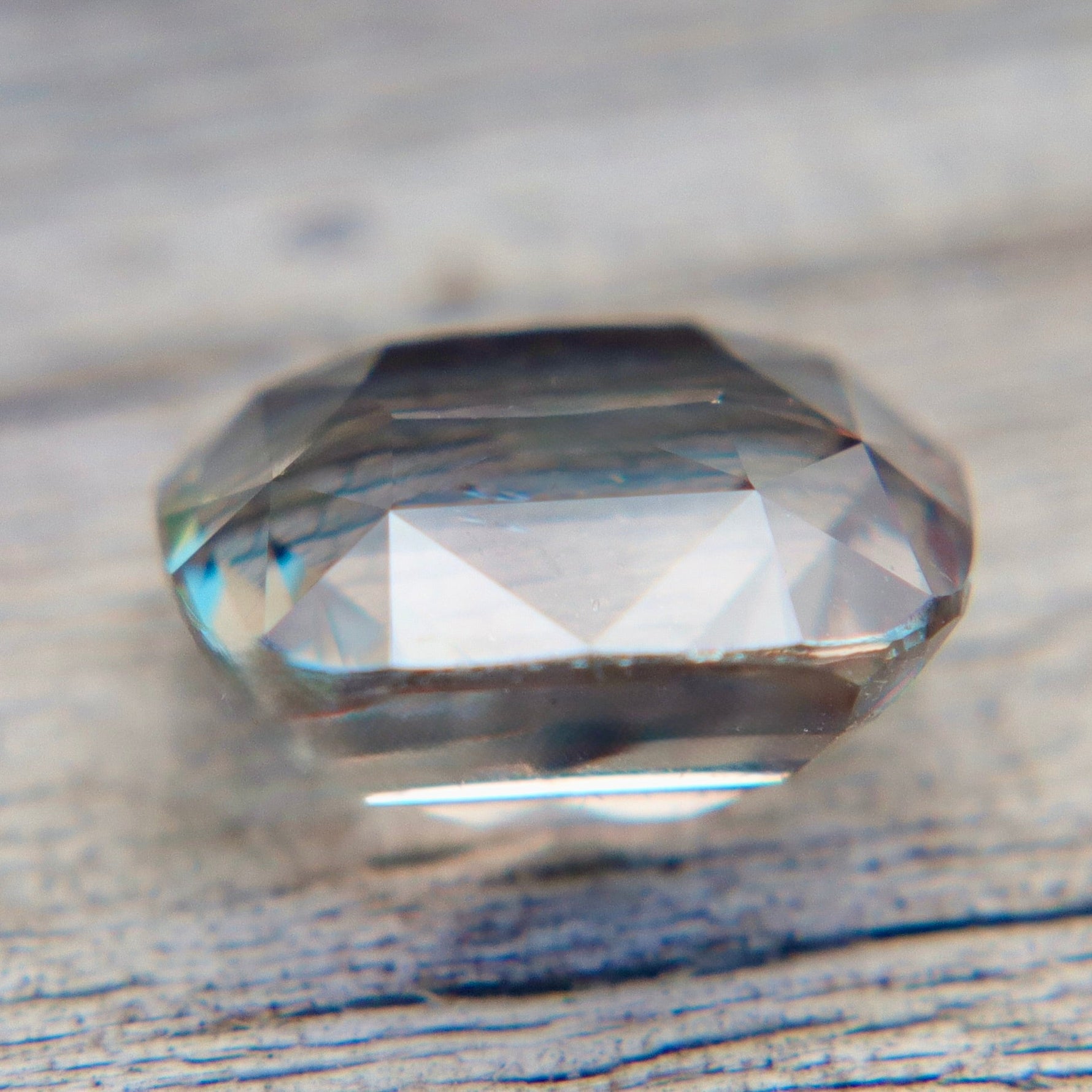 3.15 Carat Natural Green Pink Parti Sapphire – Cushion Cut Ceylon Sapphire (Unheated & Untreated) - Sapphirepal