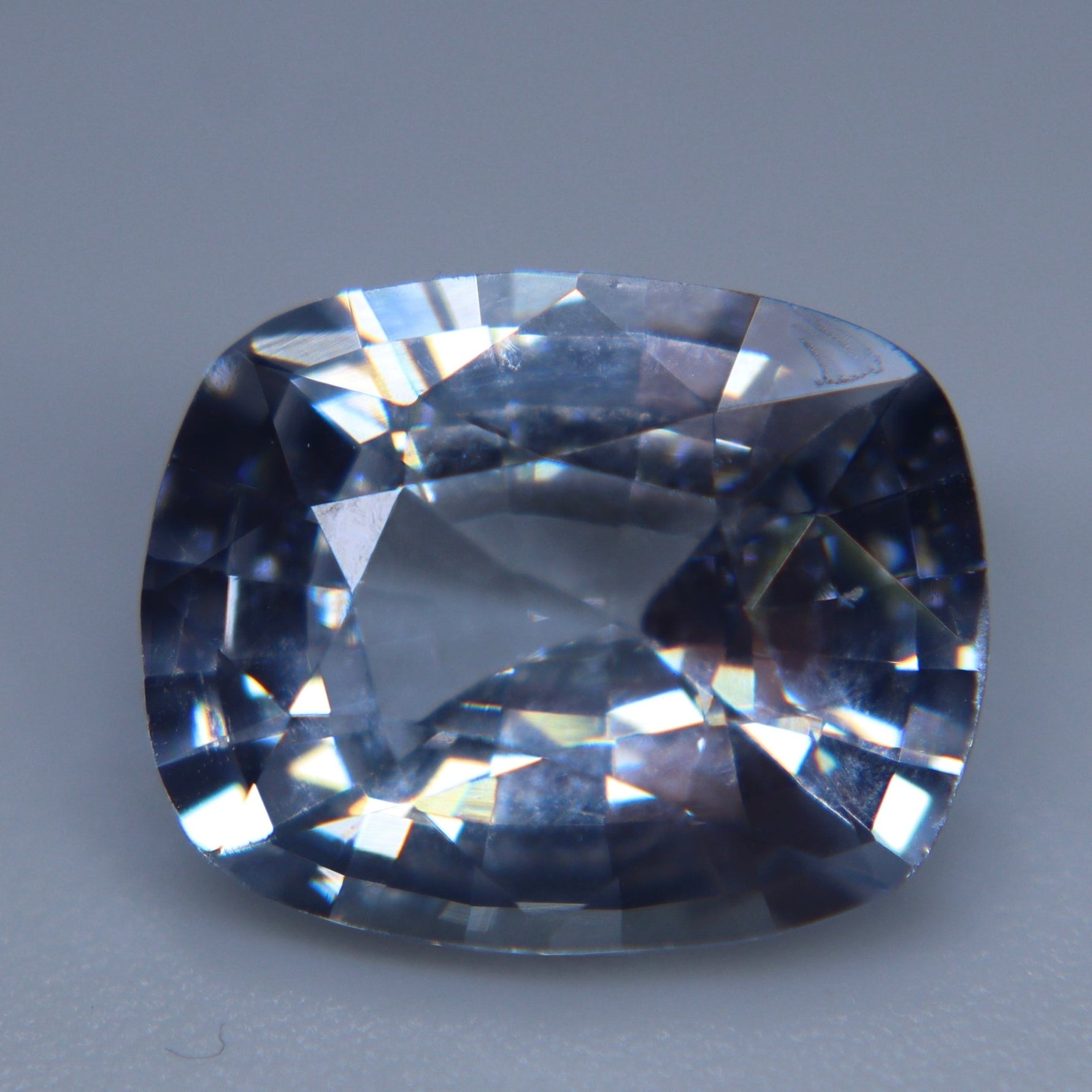 3.44ct Natural Colorless (White) Sapphire — Cushion Cut (Ceylon, VVS Clarity) - Sapphirepal