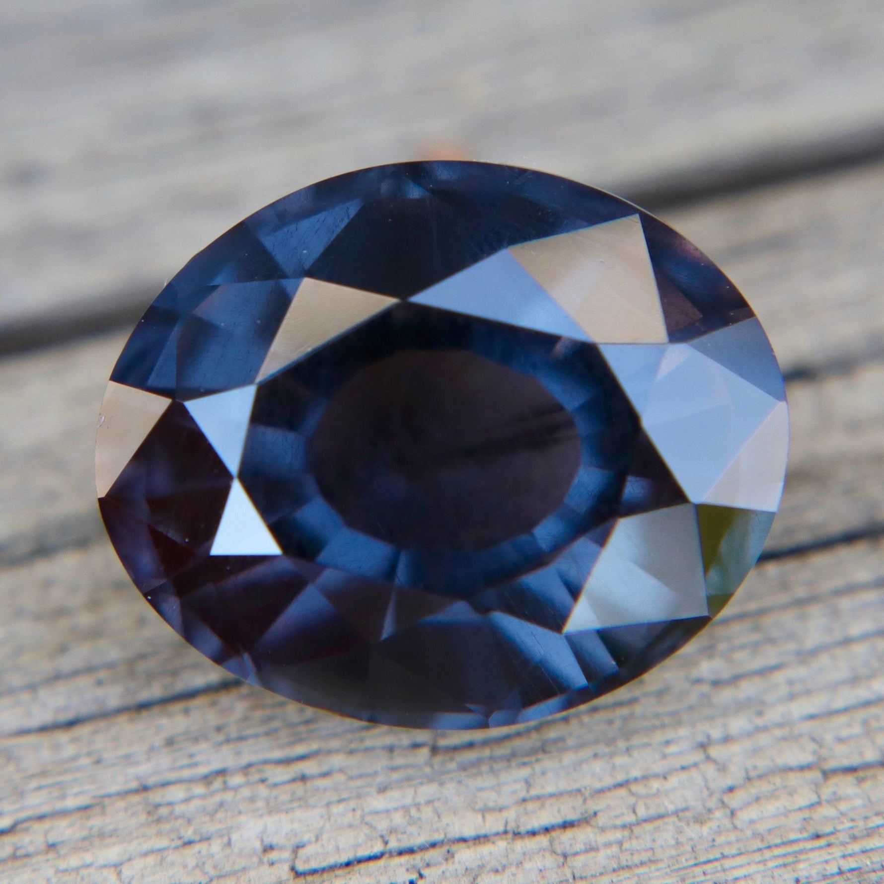 8.69ct Natural Purple Spinel – Oval Cut (Ceylon, Unheated & Untreated, VVS) - Sapphirepal