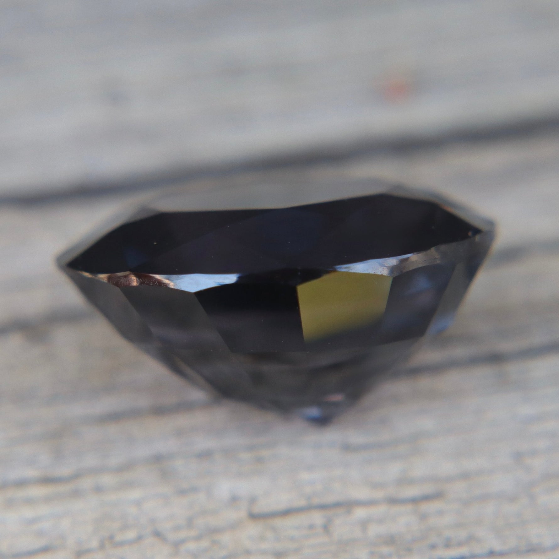 8.69ct Natural Purple Spinel – Oval Cut (Ceylon, Unheated & Untreated, VVS) - Sapphirepal