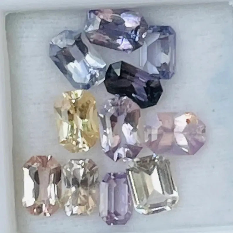 Beautiful Natural Mixed Coloured Sapphire Lot gems-756e