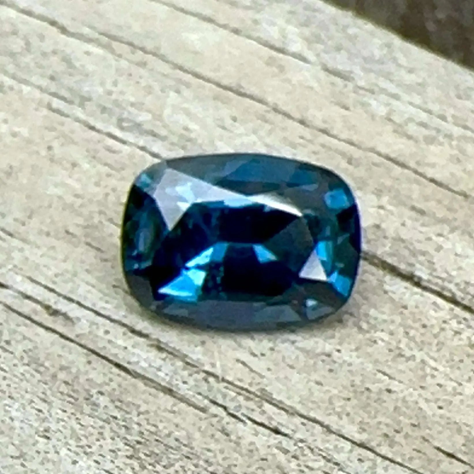Loose Blue Spinel gems-756e