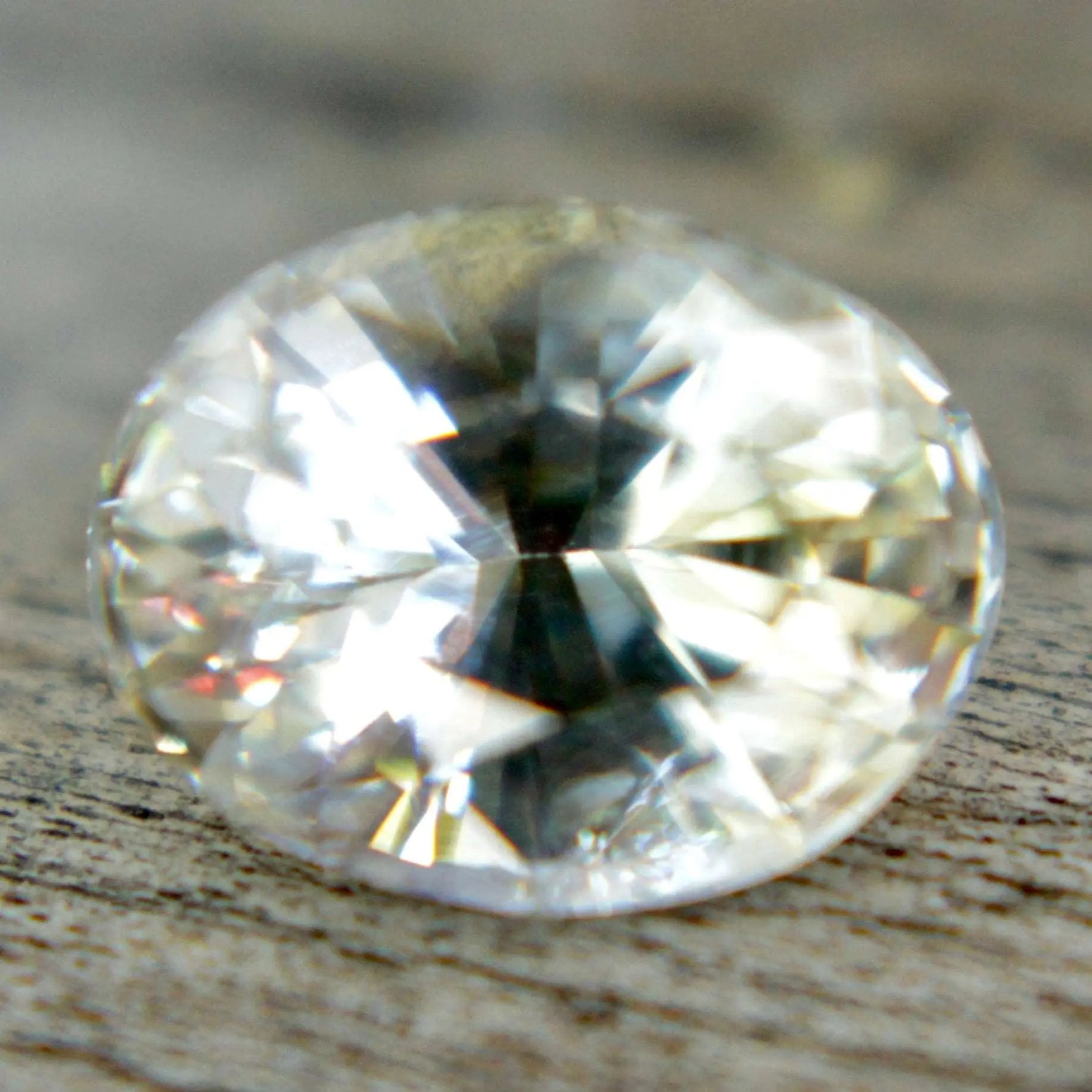 Loose Pale Yellow Sapphire gems-756e