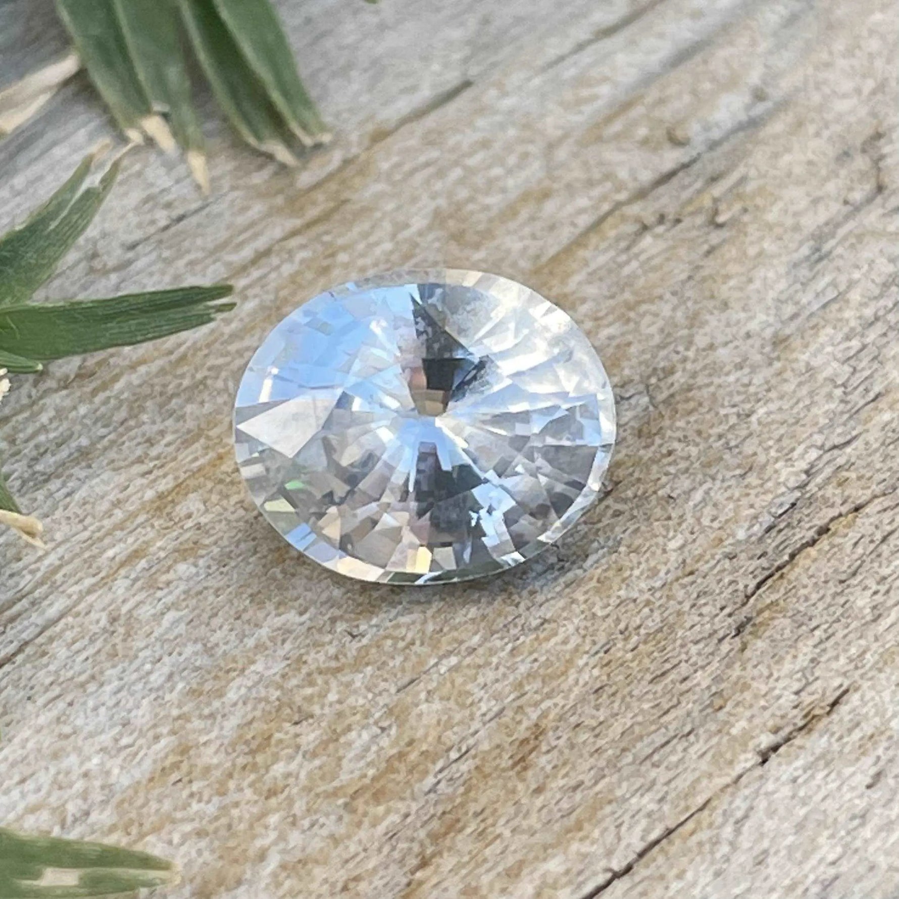 Loose White Sapphire gems-756e