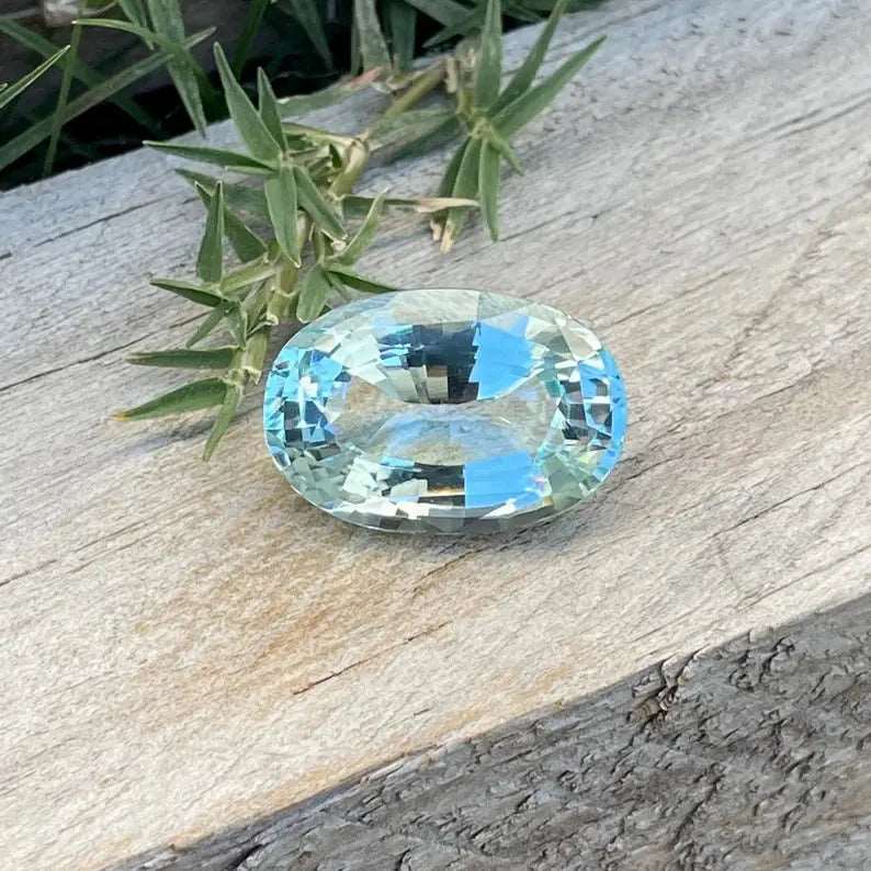 Natural Aquamarine Sapphirepal