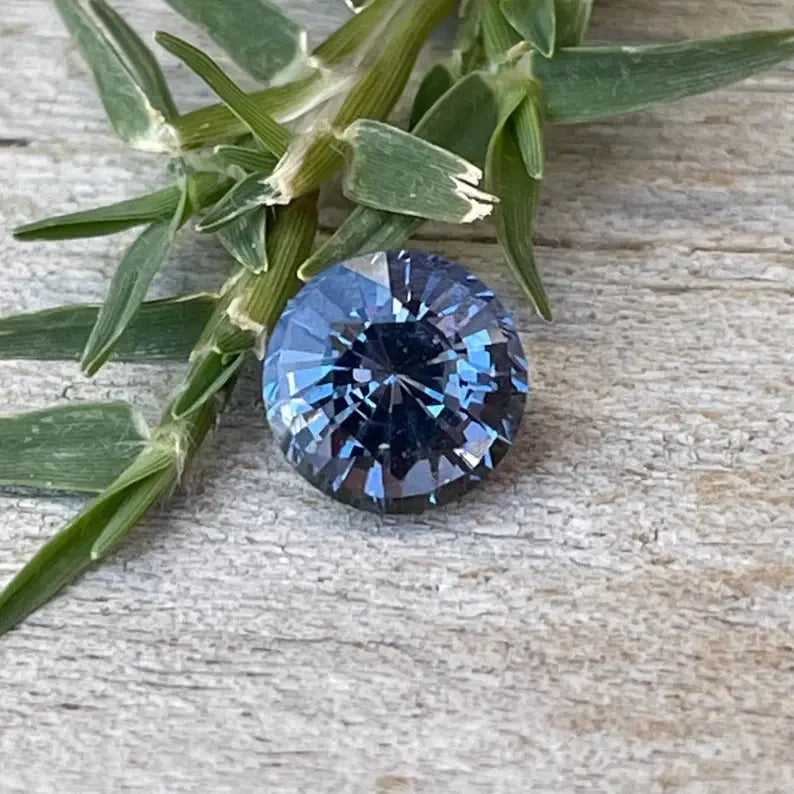 Natural Blue Spinel gems-756e