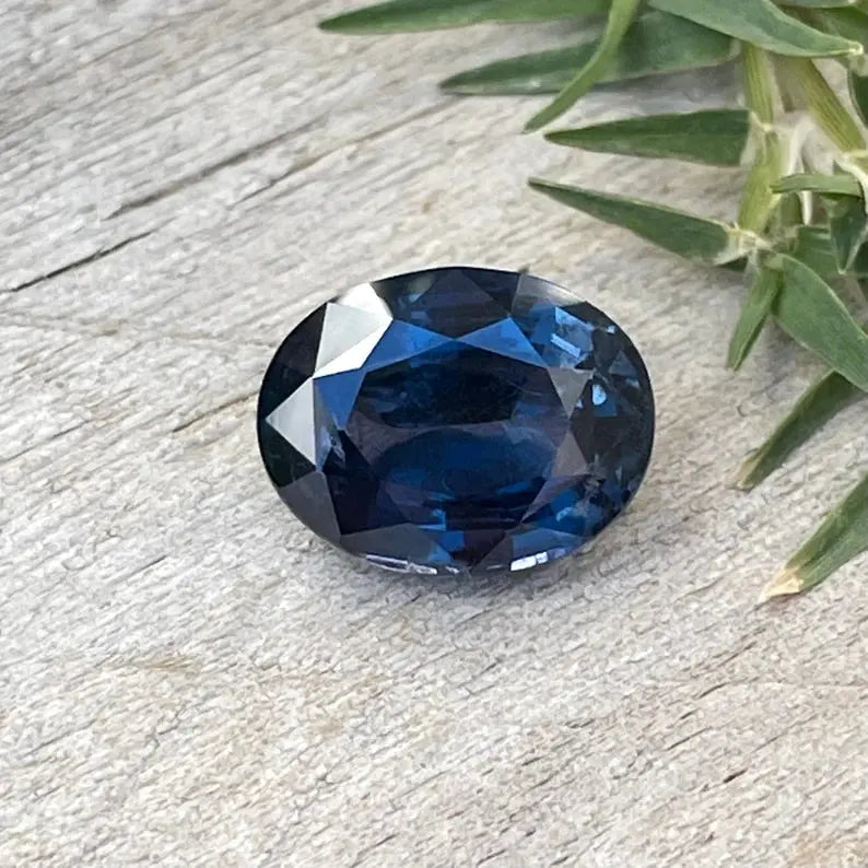 Natural Cobalt Blue Spinel gems-756e