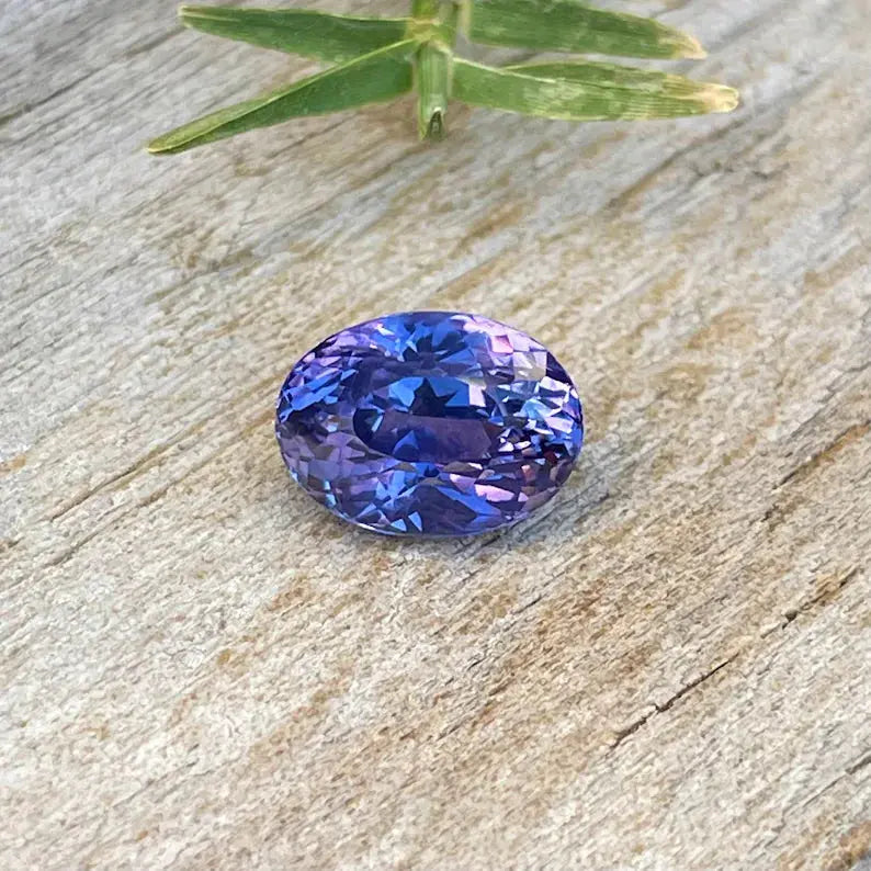Natural Colour Change Sapphire gems-756e