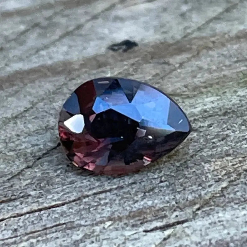 Natural Deep Brown Orange Sapphire gems-756e