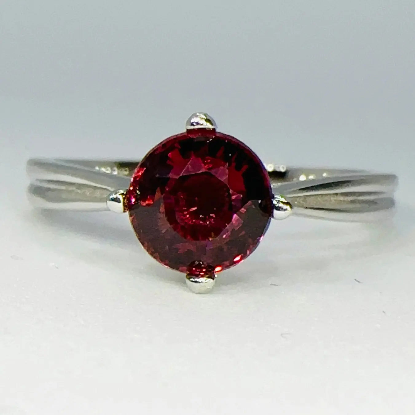 Natural Garnet Ring gems-756e
