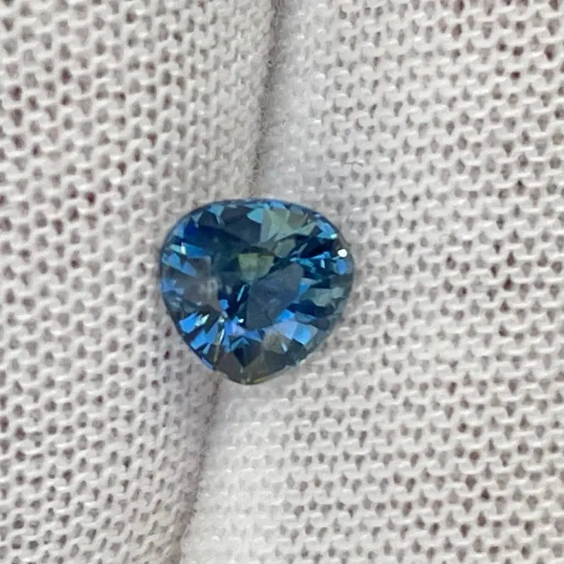 Natural Greenish Blue Sapphire Sapphirepal