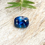 Natural Greenish Blue Sapphire gems-756e
