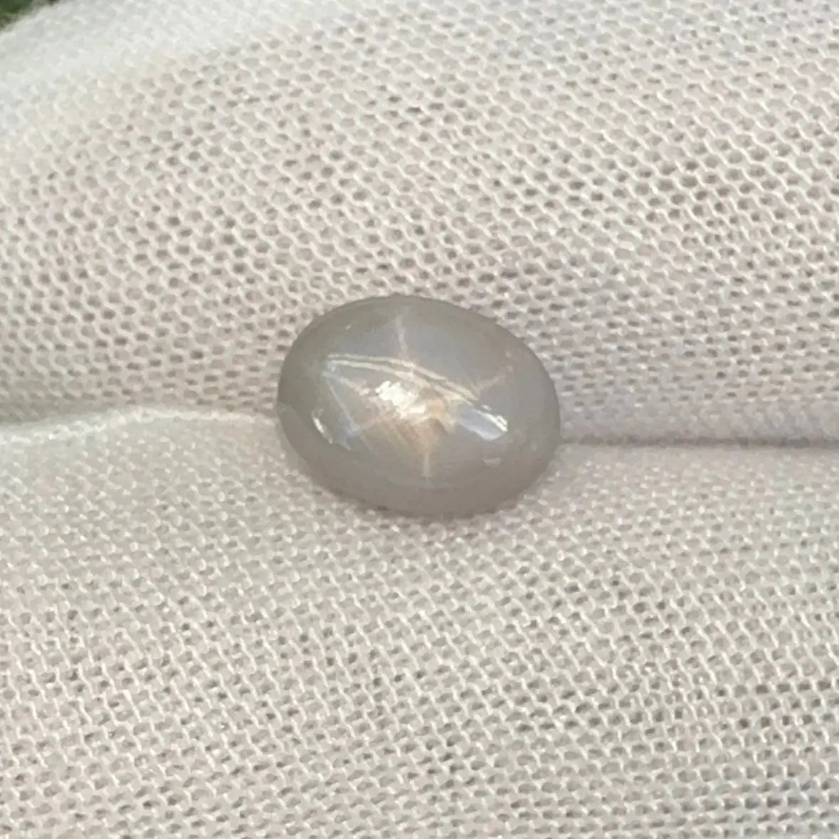 Natural Grey Star Sapphire gems-756e