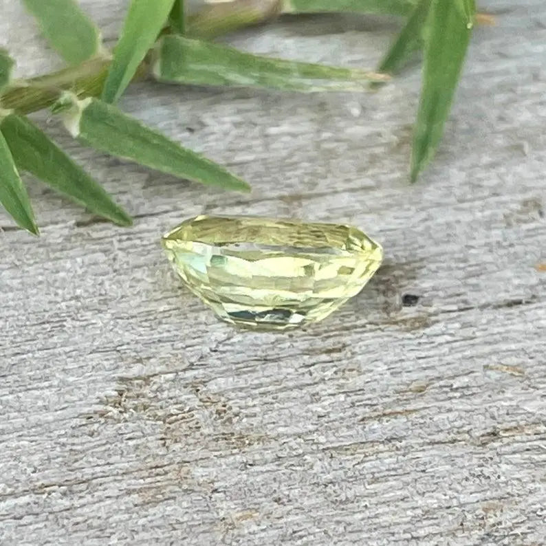 Natural Lemon Sapphire gems-756e